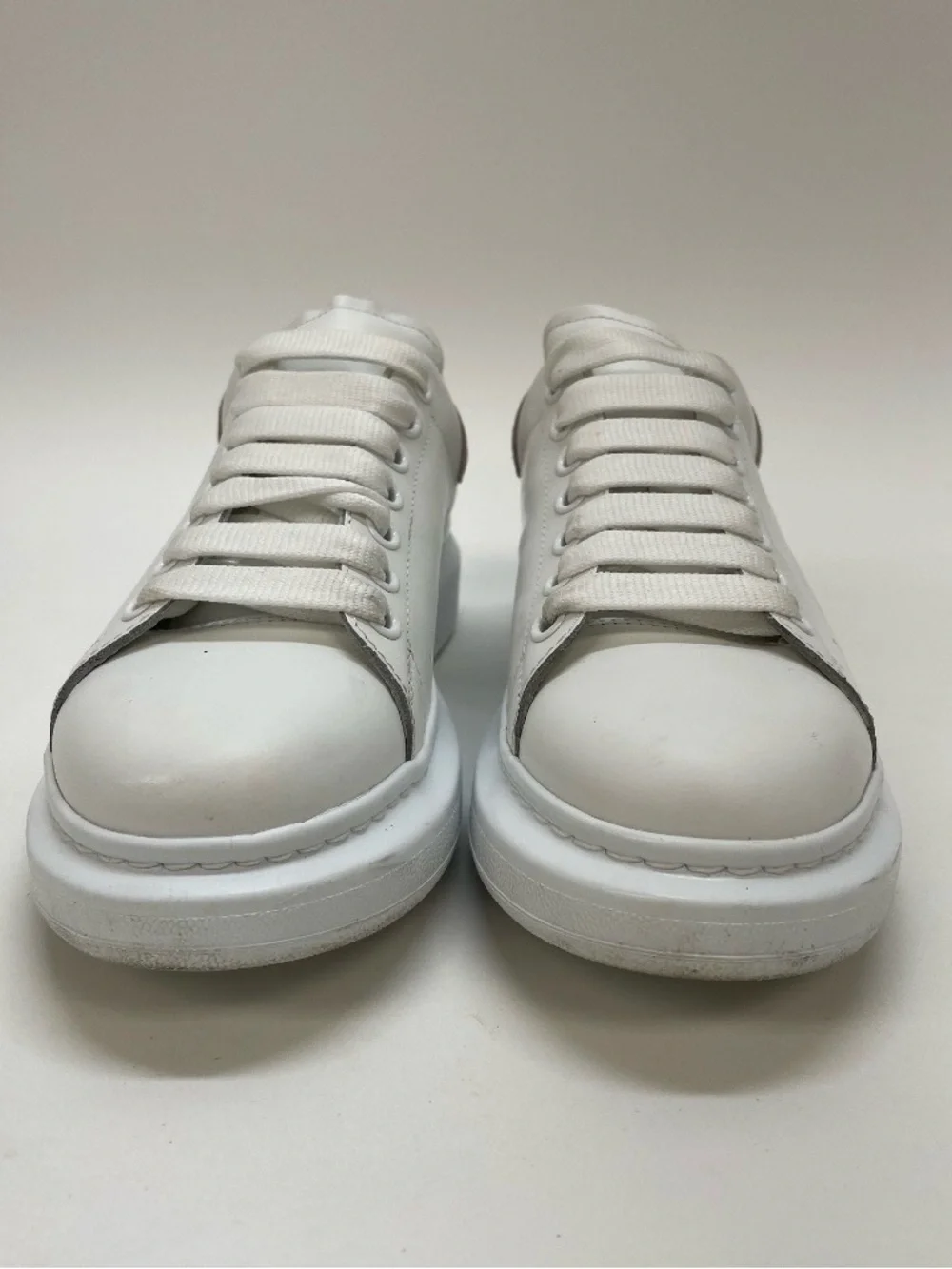 Alexander McQueen White Leather Sneakers with Blush Heel Tab size 9